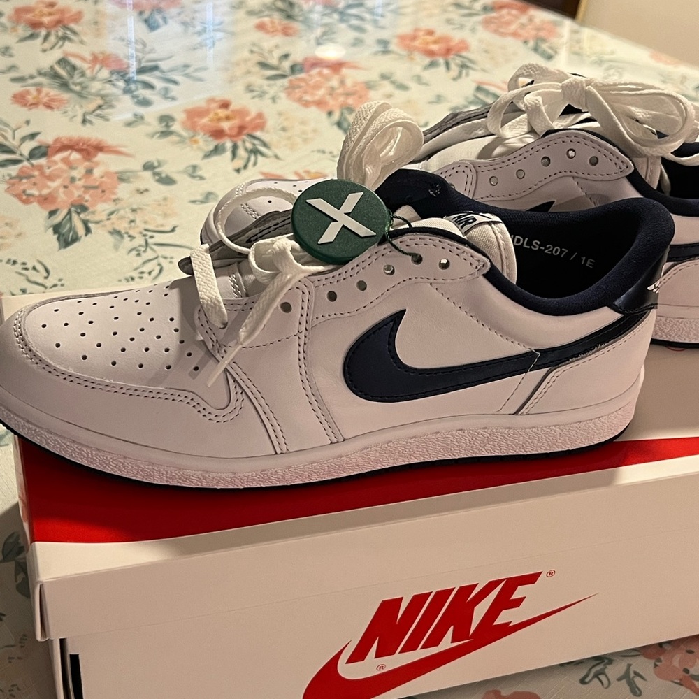 Jordan 1 Retro Low 85 Metallic Blue
